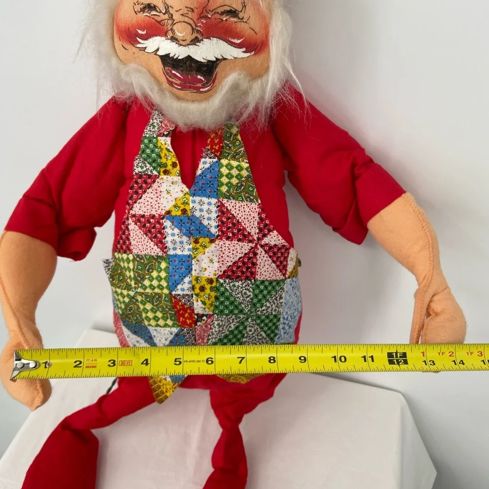 Vintage Annalee Santa Christmas Mobilitte Doll 1971 can hold basket wears a vest